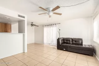 Photo #3: 6978905 Listing 