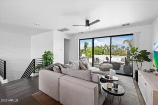 Photo #2: 6979015 Listing 