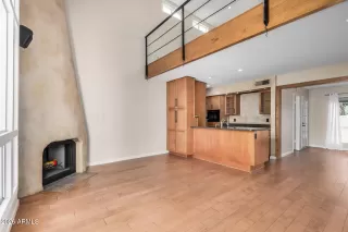 Photo #5: 6979024 Listing 