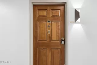 Photo #5: 6979043 Listing 