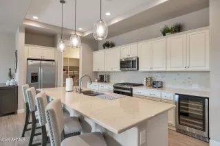 Photo #6: 6979113 Listing 