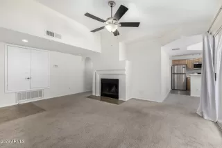 Photo #4: 6979121 Listing 