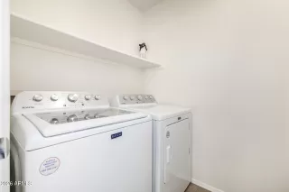 Photo #6: 6979121 Listing 