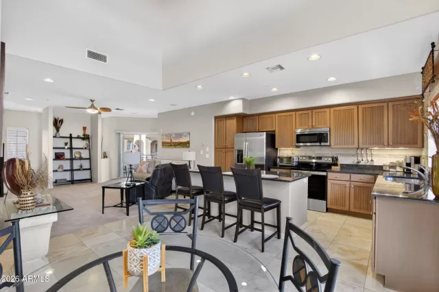 MLS: 6979253 Condo For Sale