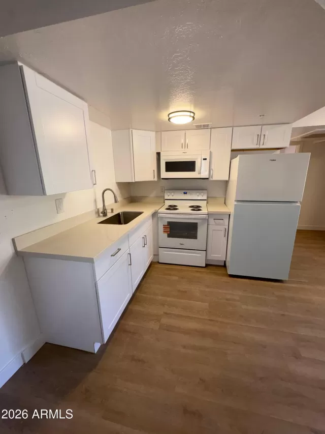 MLS: 6979332 Condo For Sale