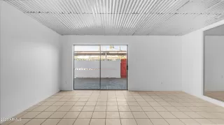 Photo #4: 6979392 Listing 