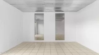 Photo #5: 6979392 Listing 