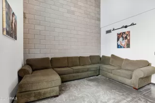 Photo #2: 6979438 Listing 