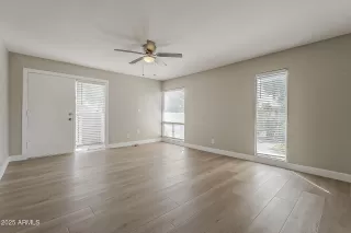 Photo #4: 6979543 Listing 