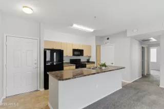 Photo #6: 6979597 Listing 