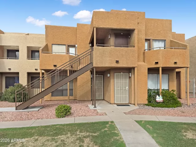 MLS: 6979693 Condo For Sale