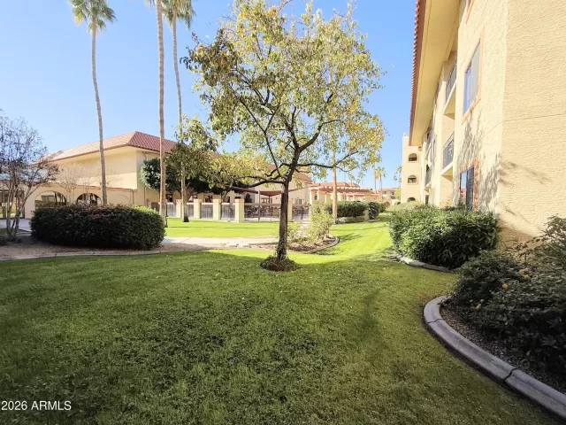 MLS: 6979884 Condo For Sale