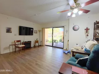 Photo #4: 6979884 Listing 