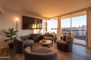 Photo #5: 6980111 Listing 