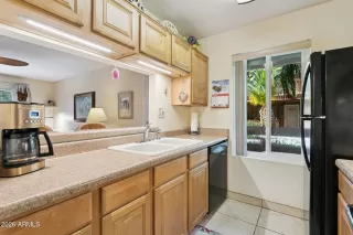 Photo #5: 6980442 Listing 