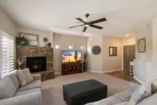 Photo #5: 6980545 Listing 