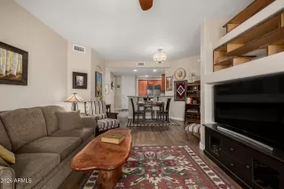 Photo #3: 6980627 Listing 