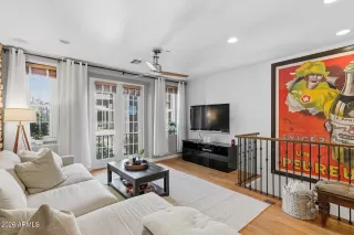 Photo #2: 6980634 Listing 