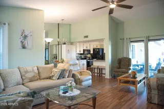 Photo #3: 6980779 Listing 