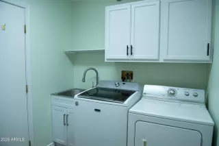 Photo #5: 6980779 Listing 