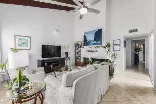 Photo #6: 6980808 Listing 