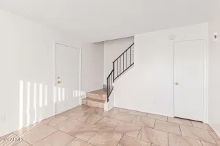 Photo #3: 6980847 Listing 