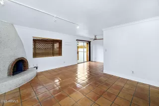 Photo #5: 6980909 Listing 