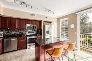 Photo #4: 6981029 Listing 