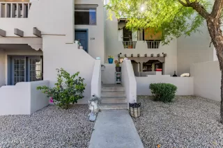 Photo #2: 6981030 Listing 