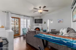 Photo #6: 6981030 Listing 