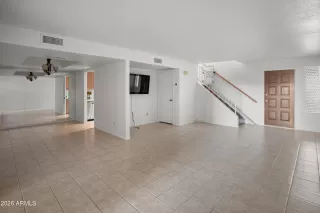 Photo #5: 6981104 Listing 