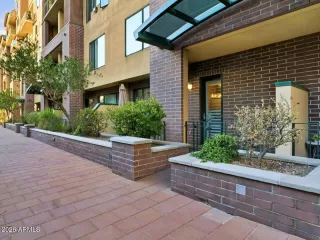 Primary Photo for MLS#: 6981136