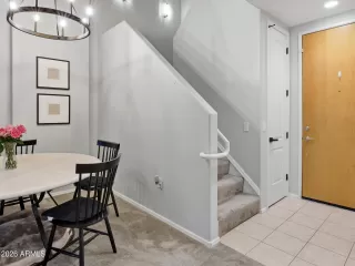 Photo #3: 6981136 Listing 