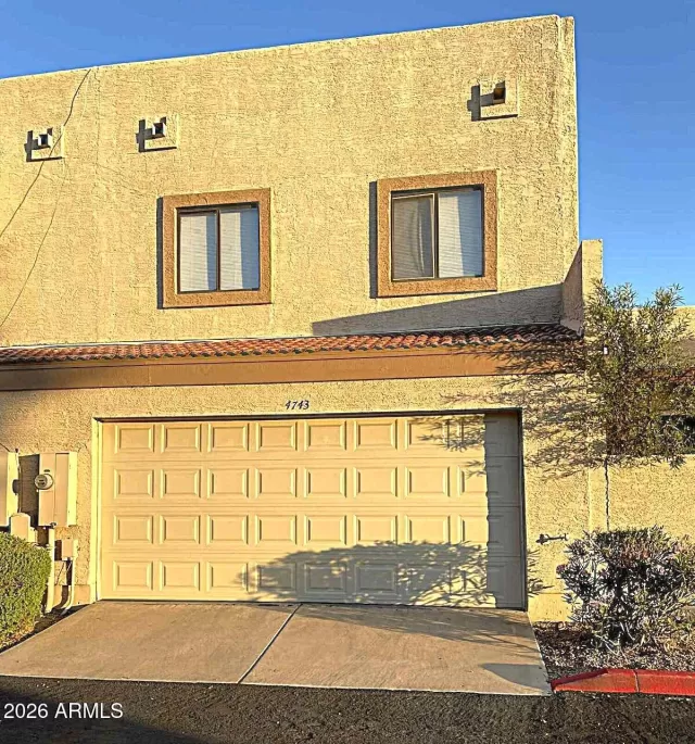 MLS: 6981258 Condo For Sale