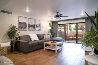 Photo #2: 6981387 Listing 