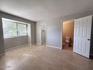 Photo #4: 6981397 Listing 