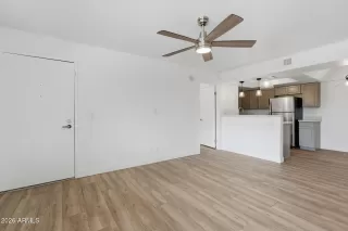 Photo #1: 6981486 Listing 