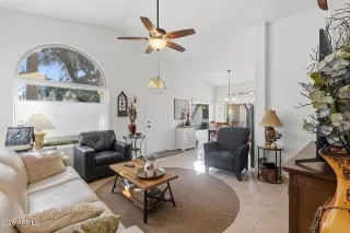 Photo #2: 6981545 Listing 