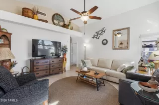 Photo #6: 6981545 Listing 