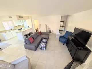 Photo #5: 6981574 Listing 