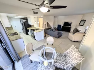 Photo #6: 6981574 Listing 