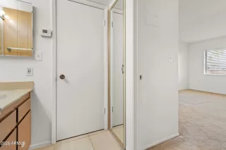 Photo #6: 6981600 Listing 