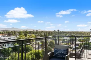 Photo #4: 6981613 Listing 