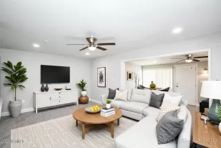 Photo #5: 6981657 Listing 