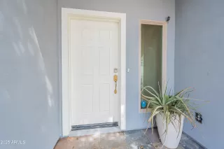 Photo #4: 6981672 Listing 