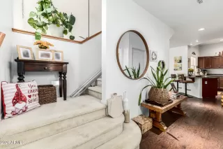 Photo #2: 6981818 Listing 