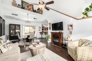 Photo #4: 6981818 Listing 