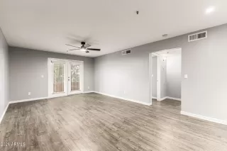 Photo #2: 6981838 Listing 