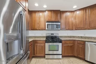 Photo #2: 6981881 Listing 