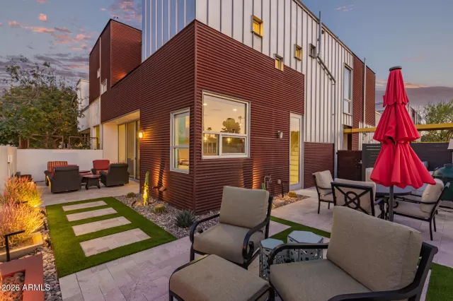 MLS: 6981916 Condo For Sale